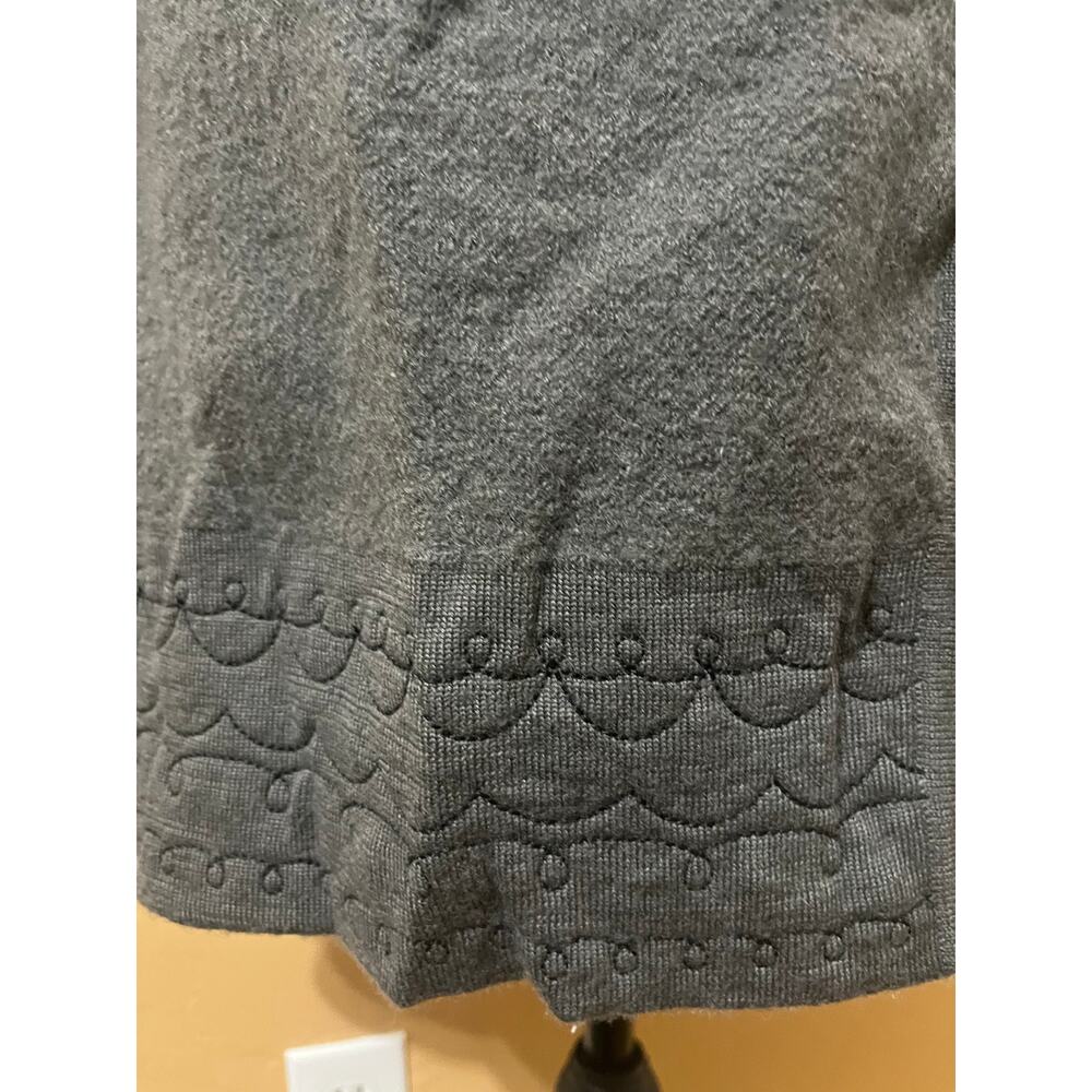 Heather B Gray 100% Wool Embroidered Wrap Cardigan Coat Womens Small Scalloped - Picture 6 of 8